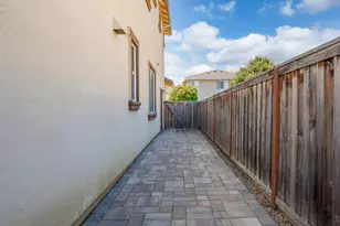 2197 Yellow Rose Cir, Fairfield, CA 94534 - Photo 29