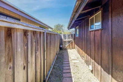 215 S Sanderson Way, Fort Bragg, CA 95437 - Photo 23