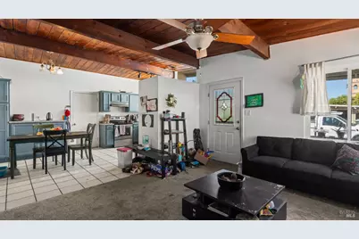 317 Grape Street, Vacaville, CA 95688 - Photo 5