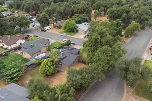 3703 Harrow Ct, Redding, CA 96002 - Photo 27