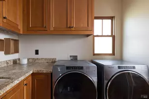 1636 Abramson Rd, Santa Rosa, CA 95401 - Photo 23