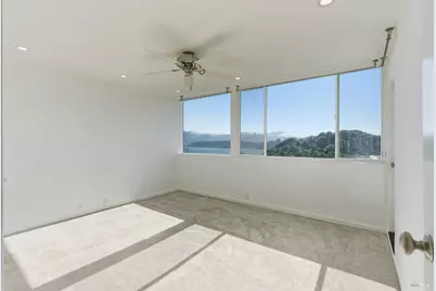 34 Andrew Drive #135, Tiburon, CA 94920 - Photo 17
