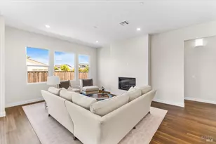 7301 Willowglen Dr, Rohnert Park, CA 94928 - Photo 5