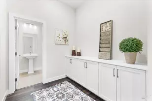 7301 Willowglen Dr, Rohnert Park, CA 94928 - Photo 17