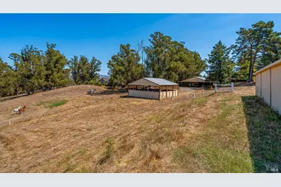 411 Highland Avenue, Penngrove, CA 94951 - Photo 45