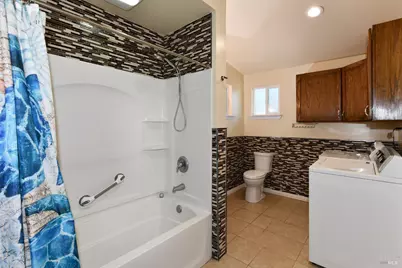 1215 Rutledge Avenue, Santa Rosa, CA 95404 - Photo 15