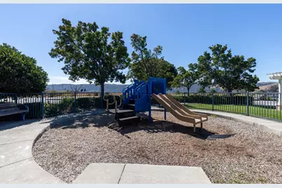 485 E 5th Street, Benicia, CA 94510 - Photo 21