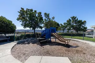 485 E 5th St, Benicia, CA 94510 - Photo 21