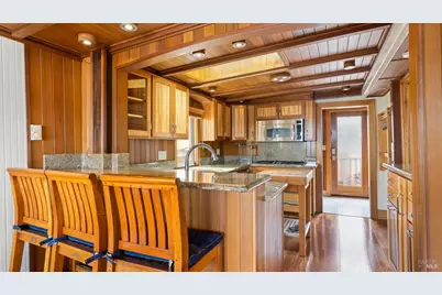 21 Main Street #F, Belvedere, CA 94920 - Photo 5