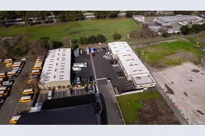 887 Sebastopol Road, Santa Rosa, CA 95407 - Photo 3