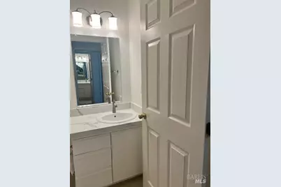 3183 Wayside Plaza #319, Walnut Creek, CA 94597 - Photo 7