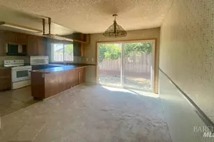 4526 Patrick Ct, Santa Rosa, CA 95409 - Photo 3