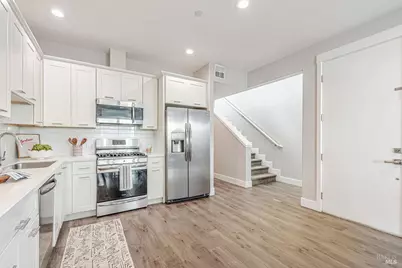 2662 Franz Kafka Avenue, Santa Rosa, CA 95404 - Photo 7