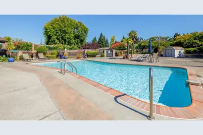 446 Las Casitas Court #D, Santa Rosa, CA 95403 - Photo 3