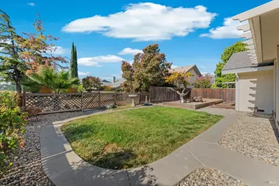 107 Inyo Court, Vacaville, CA 95687 - Photo 39