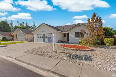 107 Inyo Court, Vacaville, CA 95687 - Photo 3