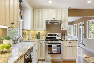 525 Keyes Avenue, Angwin, CA 94508 - Photo 15