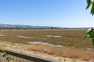 91 S Newport Dr, Napa, CA 94559 - Photo 33