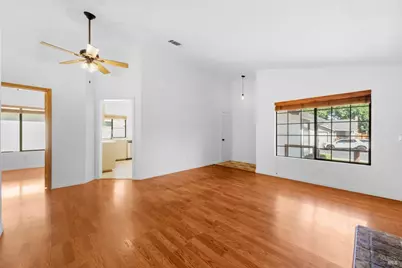 572 Eldridge Avenue, Vacaville, CA 95688 - Photo 7