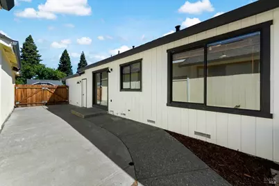 572 Eldridge Avenue, Vacaville, CA 95688 - Photo 27