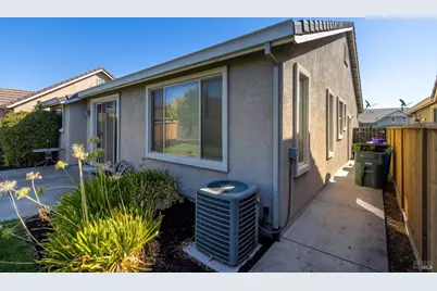 3091 Red Maple Court, Vacaville, CA 95687 - Photo 29