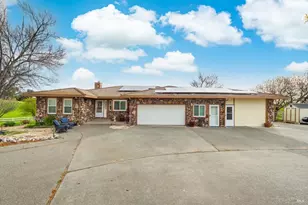 4265 Summerwood Ct, Vacaville, CA 95688 - Photo 3