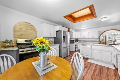 4265 Summerwood Court, Vacaville, CA 95688 - Photo 11