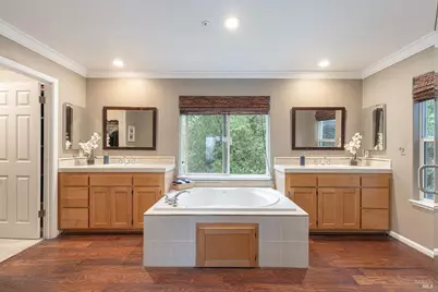 5 Blackberry Drive, Napa, CA 94558 - Photo 35