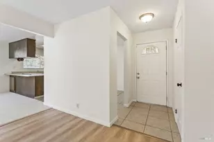 715 Berkshire Ct, Dixon, CA 95620 - Photo 3