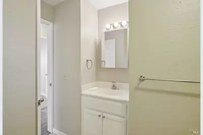 1136 Woodridge Drive, Vacaville, CA 95687 - Photo 21