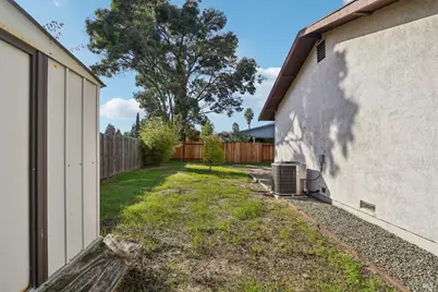 1136 Woodridge Drive, Vacaville, CA 95687 - Photo 33
