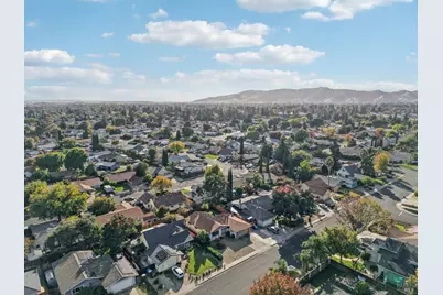 1136 Woodridge Drive, Vacaville, CA 95687 - Photo 1