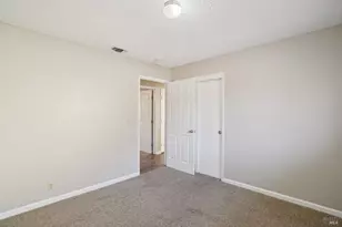 1136 Woodridge Dr, Vacaville, CA 95687 - Photo 25