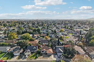 1136 Woodridge Dr, Vacaville, CA 95687 - Photo 39