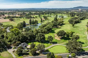 7225 16th Hole Dr, Windsor, CA 95492 - Photo 3