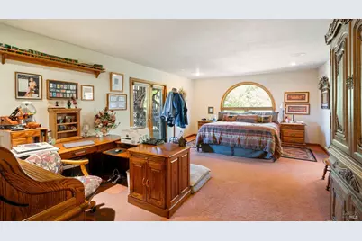 28670 Highway 128, Yorkville, CA 95449 - Photo 19