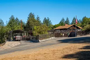28670 Hwy 128, Yorkville, CA 95449 - Photo 43