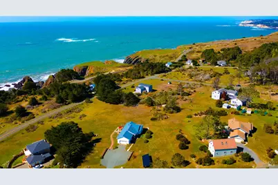 46851 Iversen Lane, Gualala, CA 95445 - Photo 17