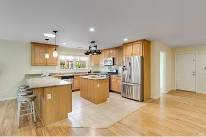 1234 Military, Benicia, CA 94510 - Photo 9