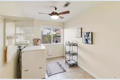 1234 Military, Benicia, CA 94510 - Photo 37