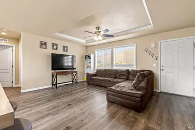 4203 Independence Lane, Vacaville, CA 95688 - Photo 5