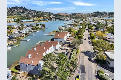 72 Lucky Drive, Corte Madera, CA 94925 - Photo 39