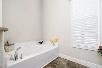 2412 Foothill Boulevard #42, Calistoga, CA 94515 - Photo 13