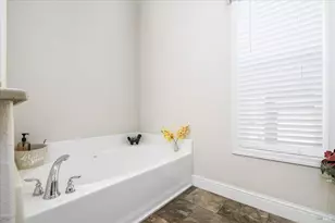 2412 Foothill Blvd, Calistoga, CA 94515 - Photo 13