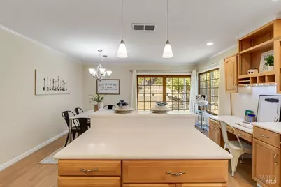 253 Carlisle Way, Benicia, CA 94510 - Photo 23