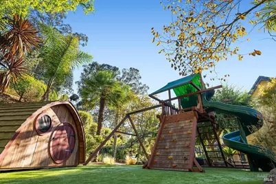 220 Deer Park Avenue, San Rafael, CA 94901 - Photo 47