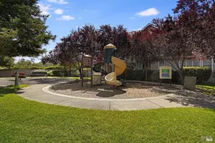 56 Waterside Cir, San Rafael, CA 94903 - Photo 23