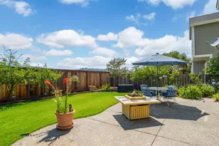 56 Waterside Cir, San Rafael, CA 94903 - Photo 17