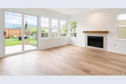 56 Waterside Circle, San Rafael, CA 94903 - Photo 3