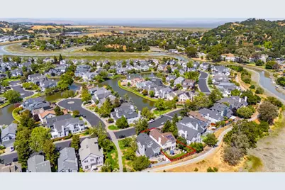 56 Waterside Circle, San Rafael, CA 94903 - Photo 23